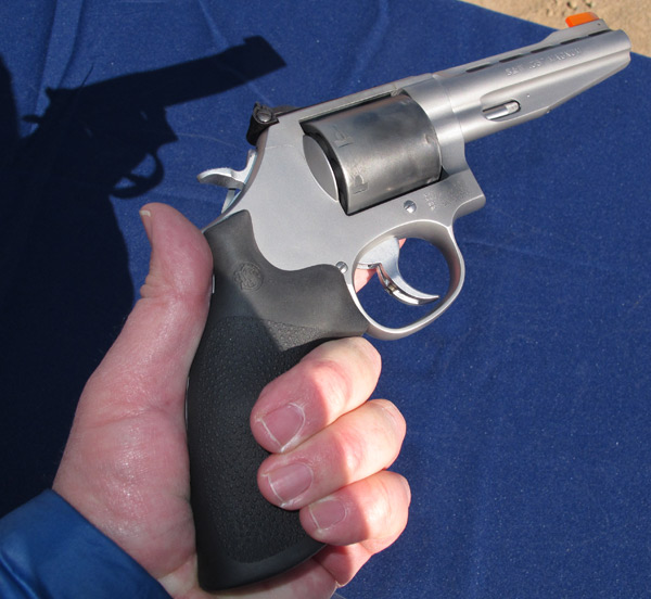Smith Wesson 586 PC revolver